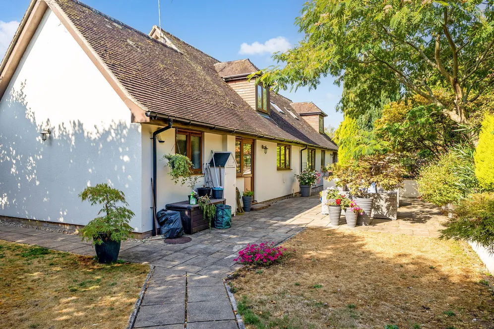 Ashburn Place, Fordingbridge, SP6 photo 18