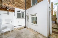 Elm Park London SW2 photo 9