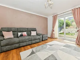 Jubilee Terrace, Frome thumb 2