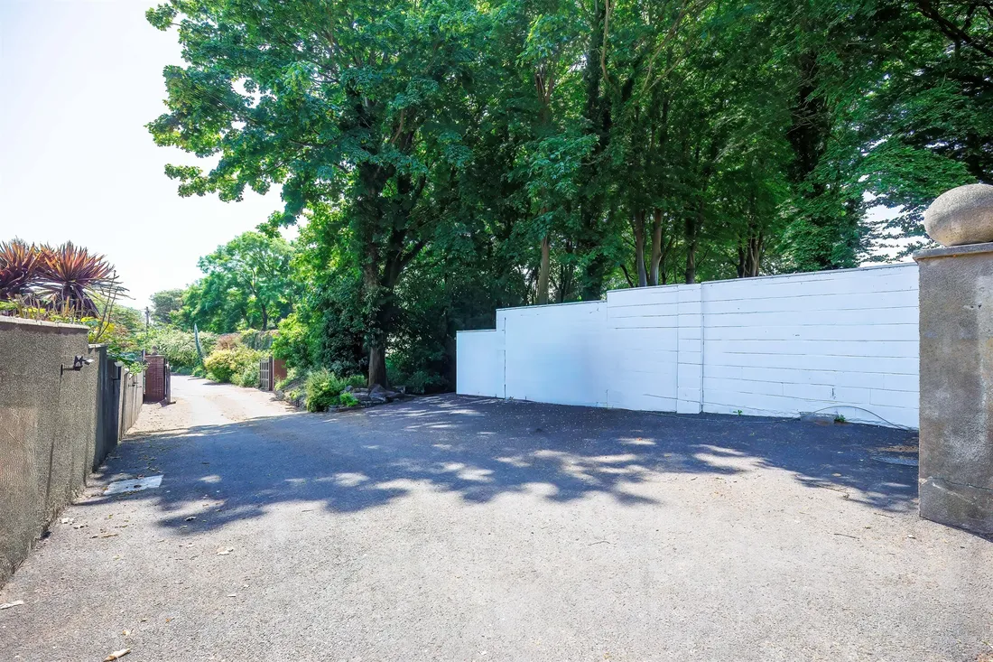 Property photo 30