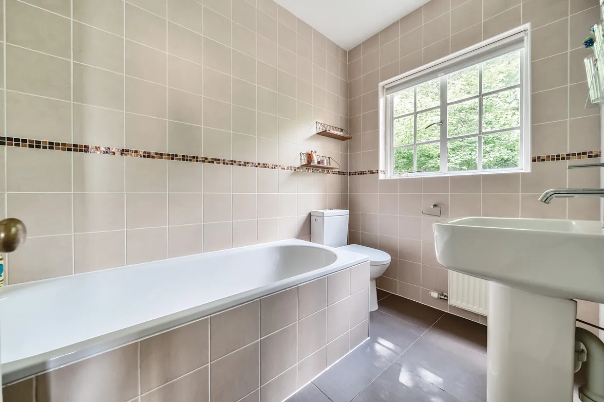 Gloucester Street, Painswick, Stroud, GL6 photo 16