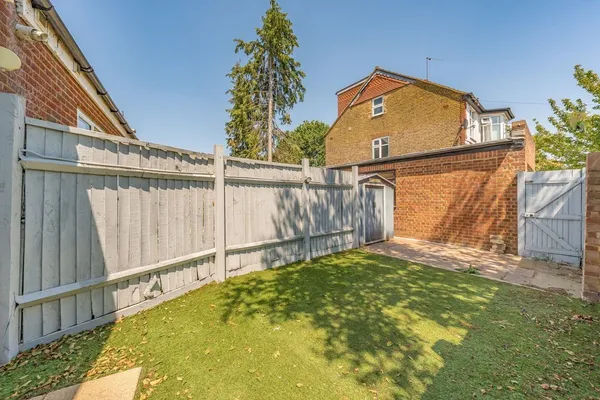Manor Grove, Richmond, TW9 photo 3