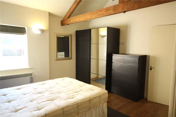 Shrob Lodge, Towcester Road, MK19 photo 4