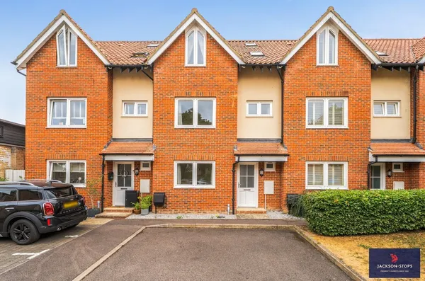 Abernant Drive, Newmarket, CB8 photo 1