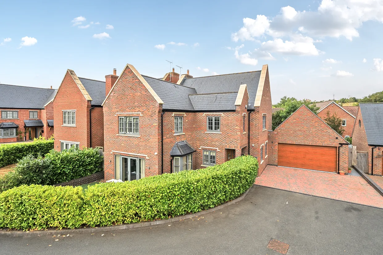 Elizabeth Close, Stratford-Upon-Avon, CV37 photo 1