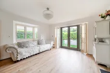 Elizabeth Close, Stratford-Upon-Avon, CV37 photo 4