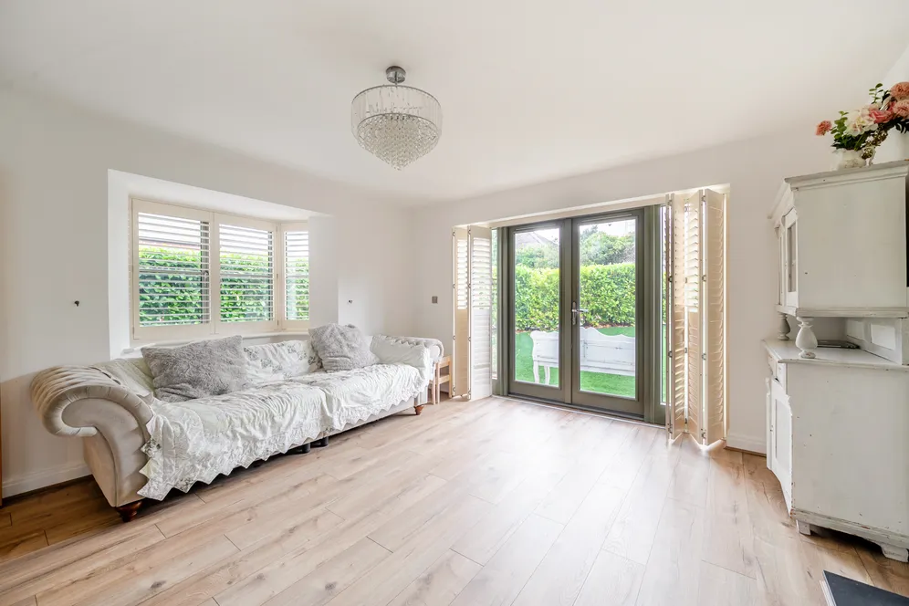 Elizabeth Close, Stratford-Upon-Avon, CV37 photo 4