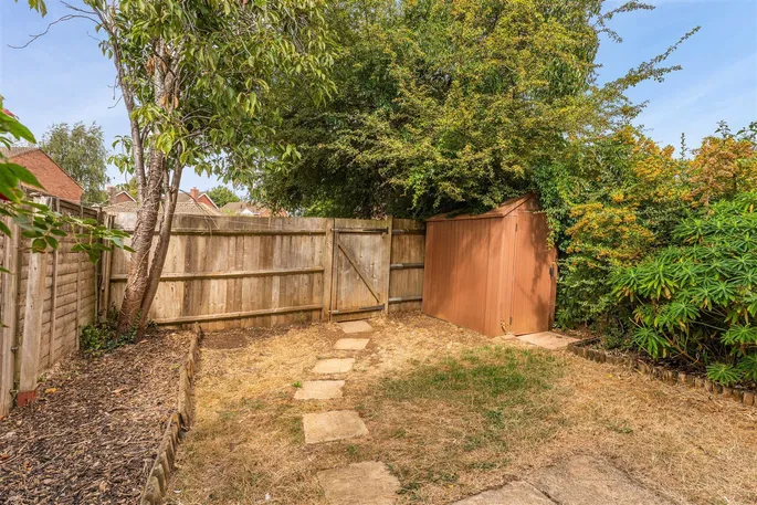 Property carousel image 9