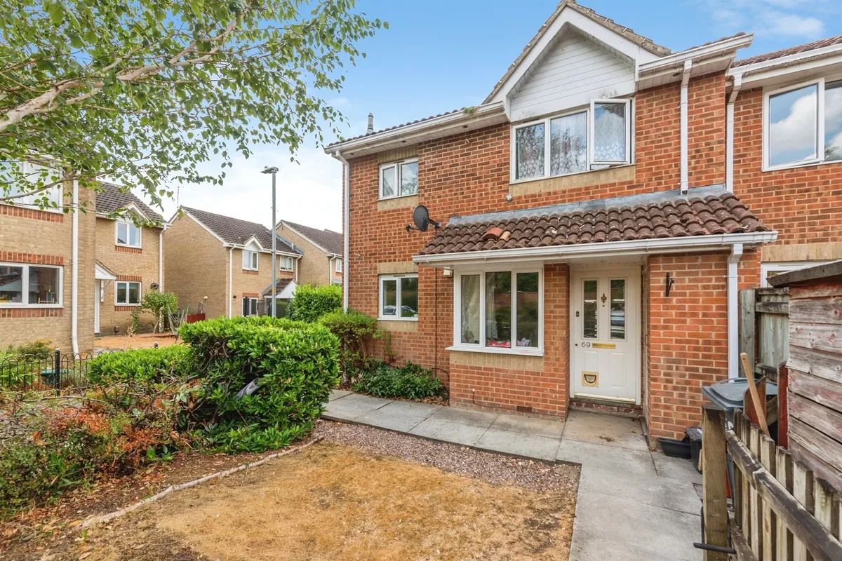 Barnum Court, Swindon