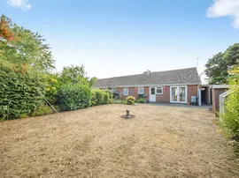Suffolk Drive, Rendlesham, Woodbridge thumb 2