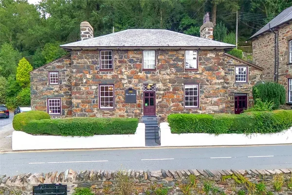 Caernarfon Road, Beddgelert, Caernarfon, Gwynedd, LL55