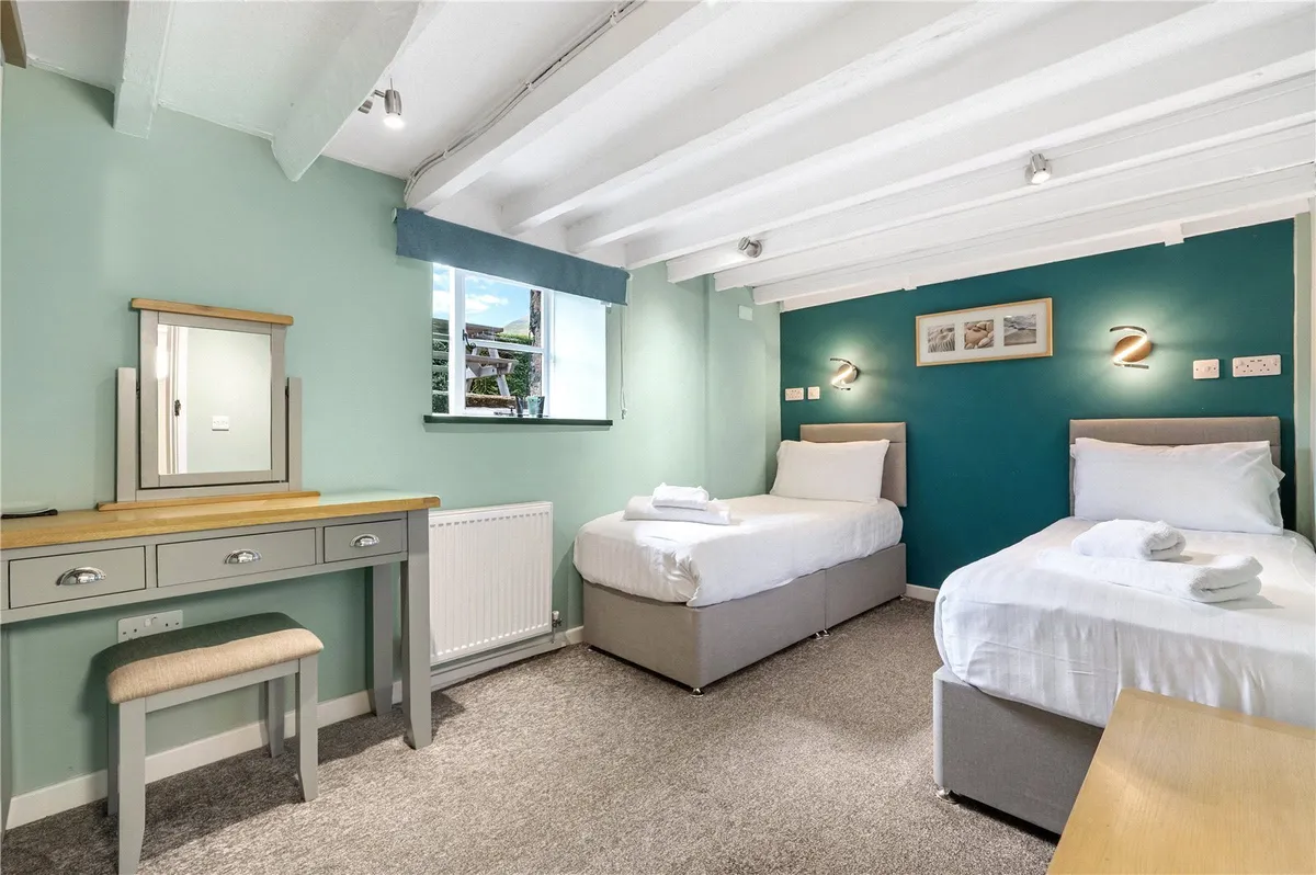 Caernarfon Road, Beddgelert, Caernarfon, Gwynedd, LL55