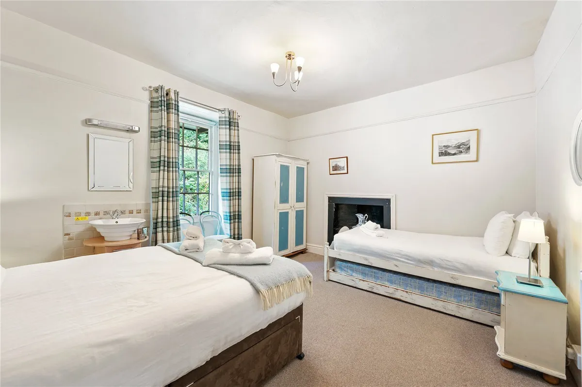 Caernarfon Road, Beddgelert, Caernarfon, Gwynedd, LL55