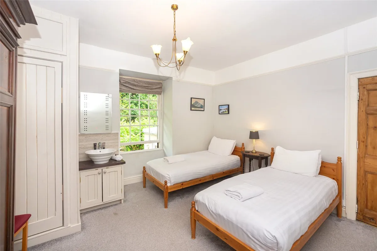 Caernarfon Road, Beddgelert, Caernarfon, Gwynedd, LL55