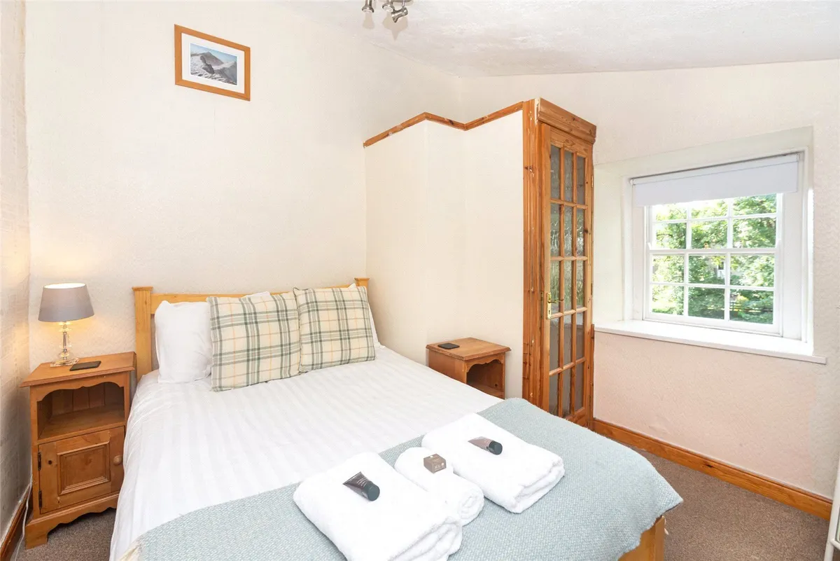 Caernarfon Road, Beddgelert, Caernarfon, Gwynedd, LL55