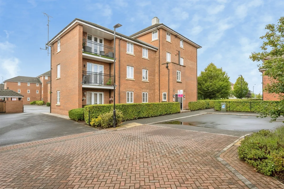 Derwent Drive, Lakeside, Doncaster