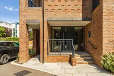Willowside House, Oaklands Park, Esher