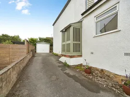 Primrose Lane, Bingley thumb 2