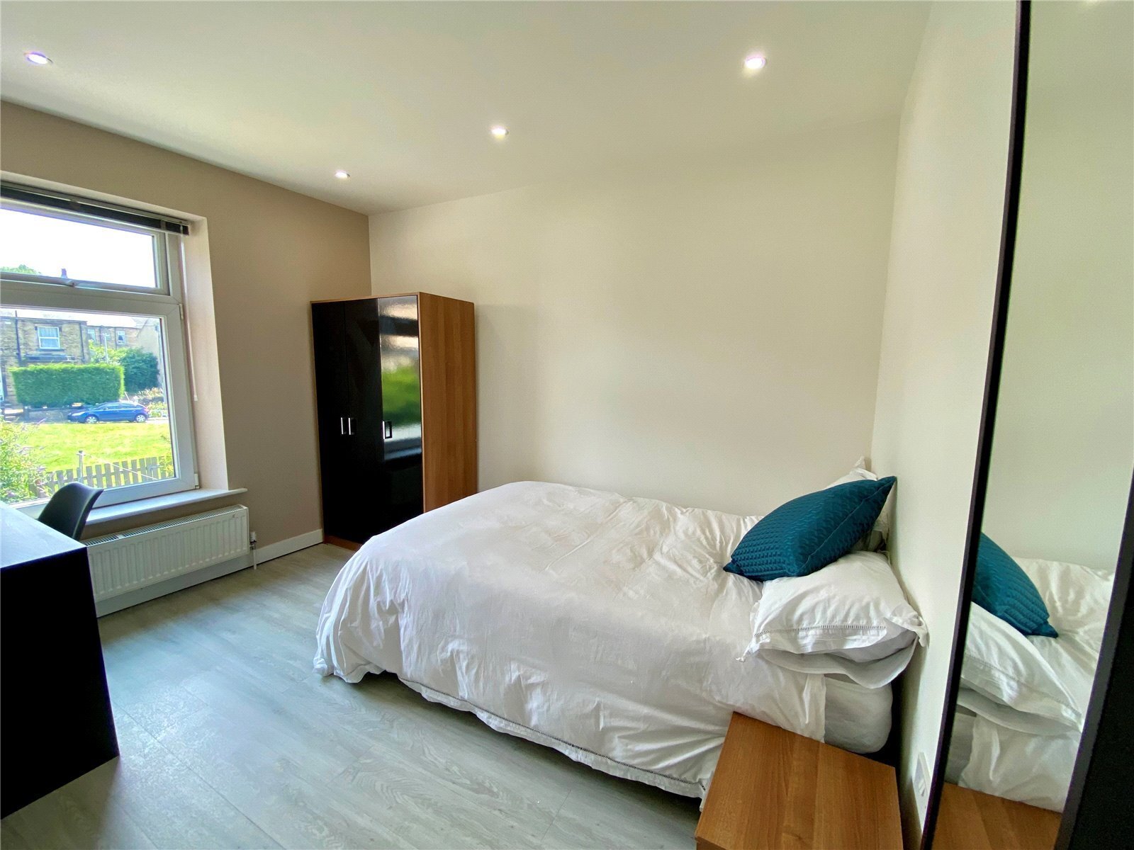 22 Victoria Street, Huddersfield, HD5 Image 7
