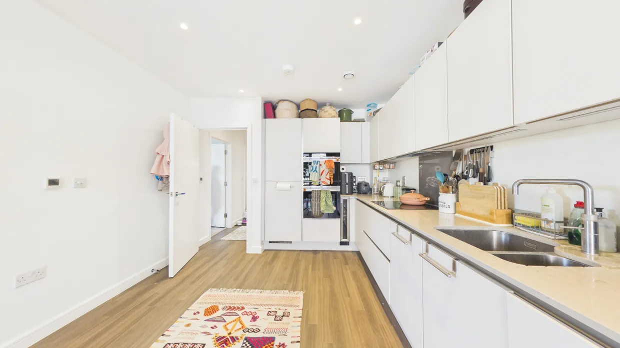 Bollo Bridge Road, Acton, W3 photo 2