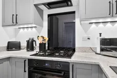 Gavinburn Place, Old Kilpatrick, Glasgow