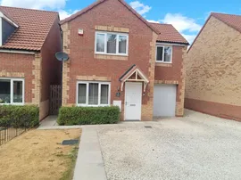 Parkgate Close, New Ollerton, Newark photo