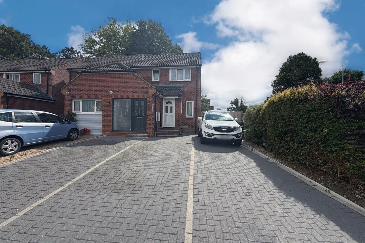 Partridge Way, Old Sarum, Salisbury