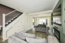 Lampits, Hoddesdon