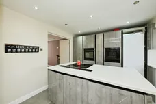 Lampits, Hoddesdon
