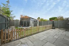 Lampits, Hoddesdon