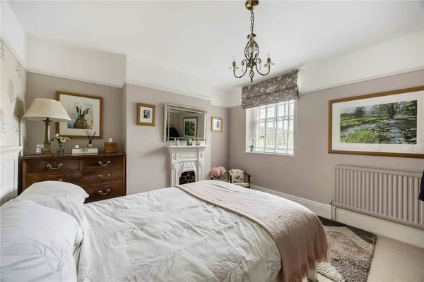 Church Street, Broadway, WR12 photo 6