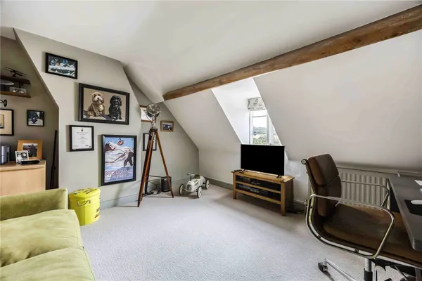 Church Street, Broadway, WR12 photo 9