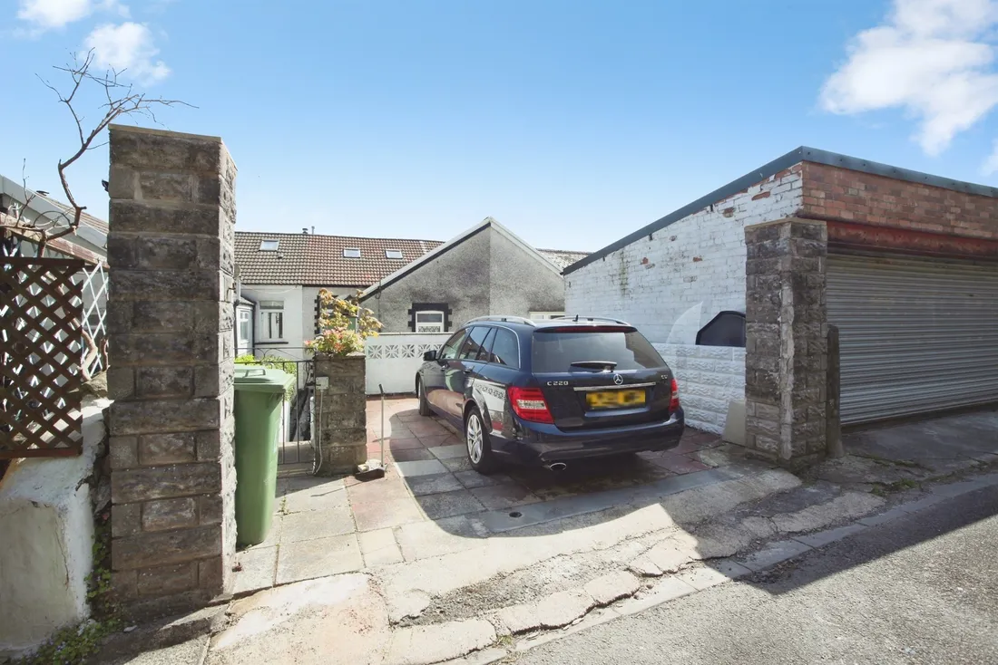 Property photo 15