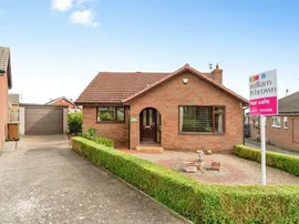 St. Andrews Drive, Featherstone, Pontefract photo