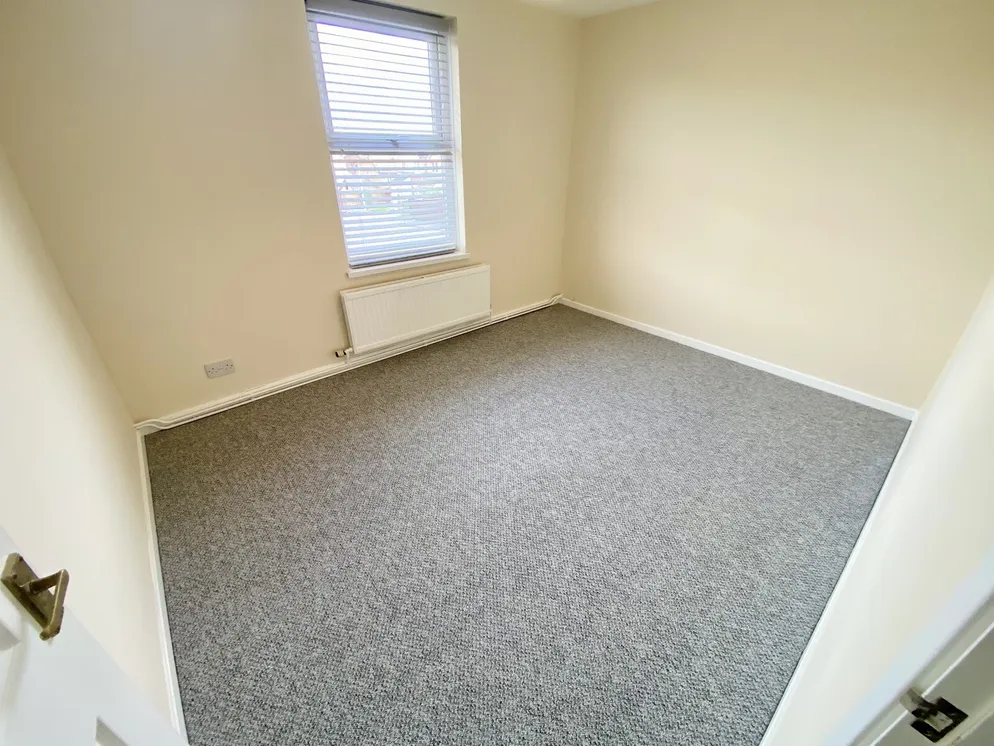 Property carousel item 5