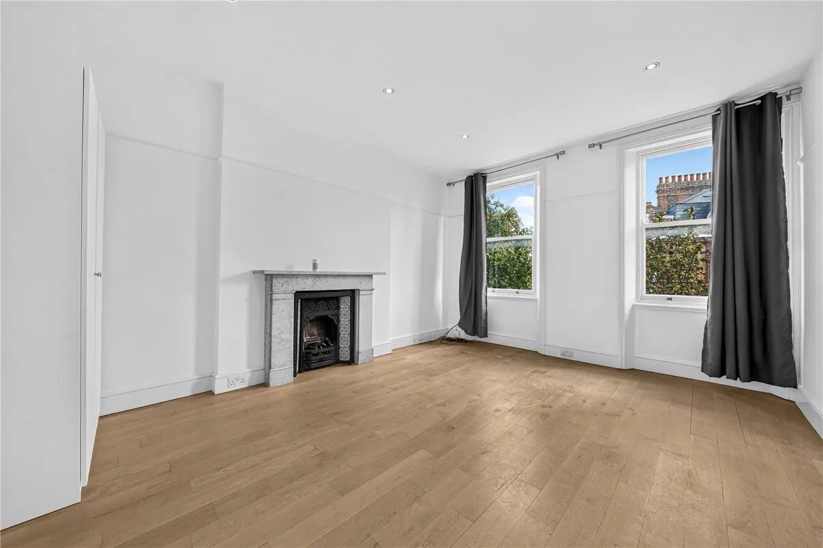 Nevern Square, London, SW5