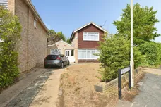 Longwood Road, Hertford