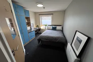 Main property image