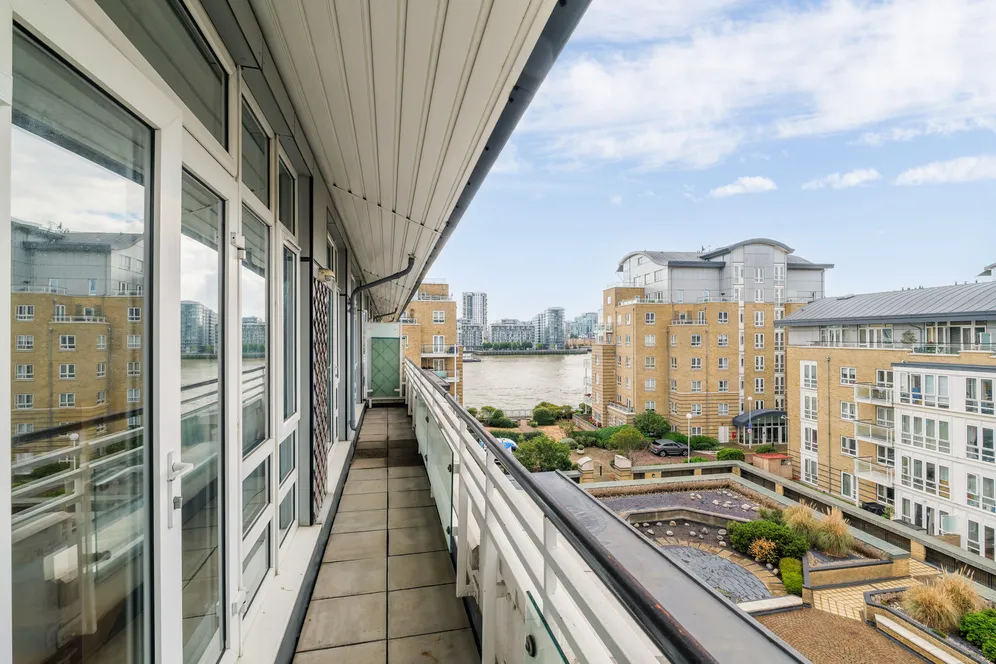 St. Davids Square, London, E14 photo 17