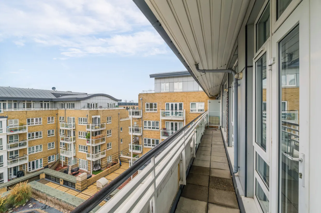 St. Davids Square, London, E14 photo 18