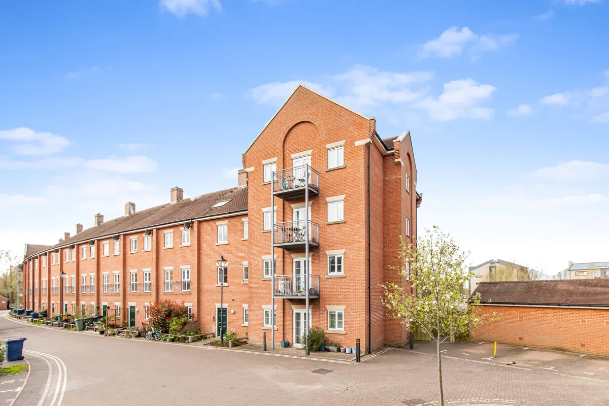 William Lucy Way, Oxford, Oxfordshire, OX2