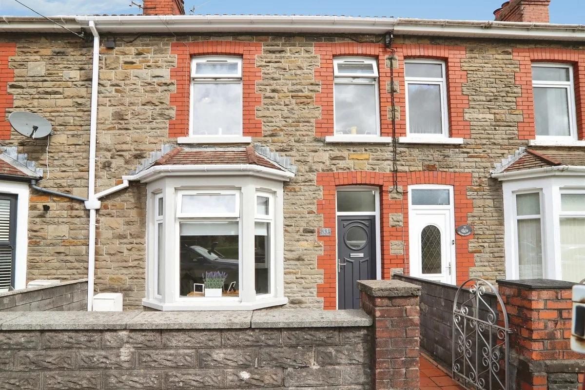 Oxford Street, Nantgarw, Cardiff