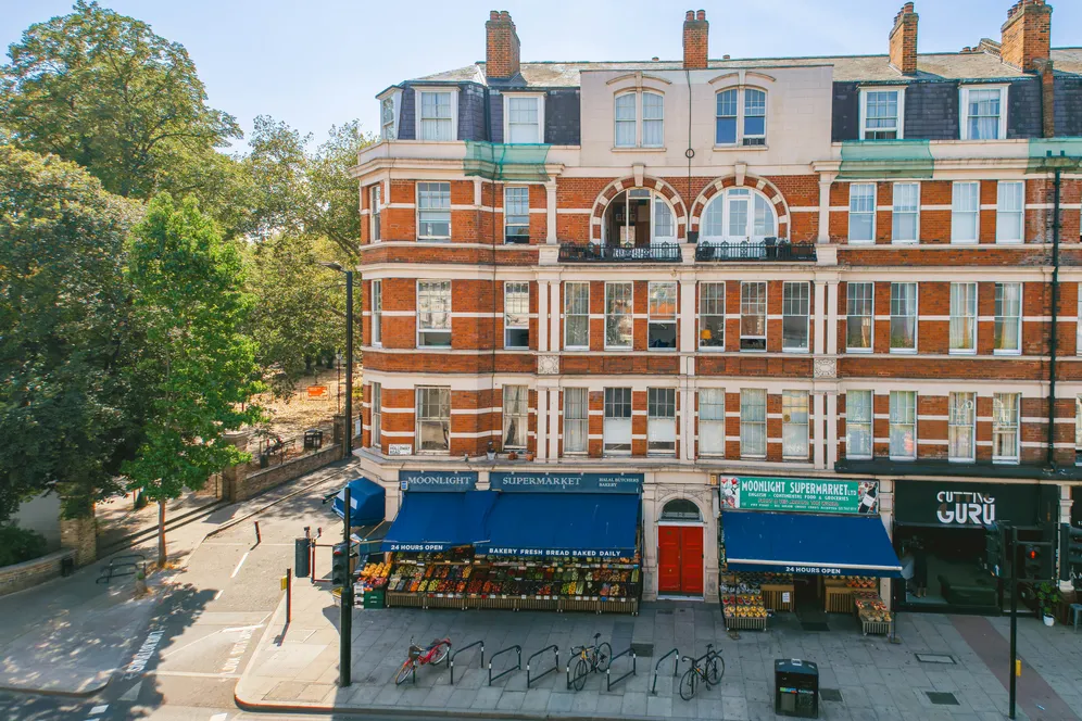 Holloway Road, London, N7 photo 25