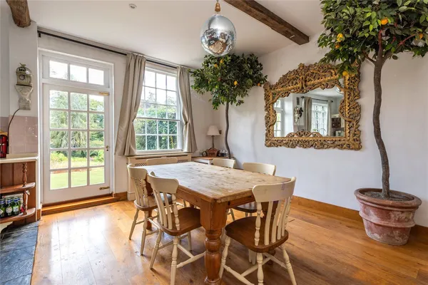 The Street, Betchworth, RH3 photo 6