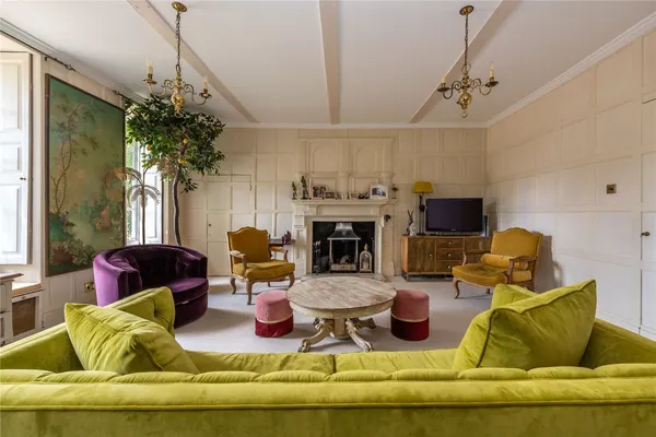 The Street, Betchworth, RH3 photo 14