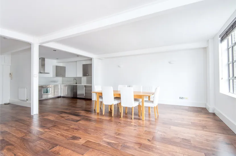 Dingley Place, EC1V