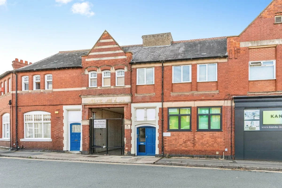 Windmill Road, Rushden