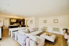 High Road, Wormley, Broxbourne