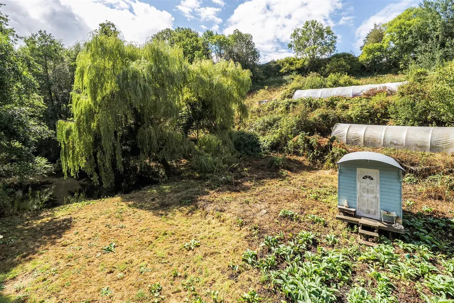 Property Image 37
