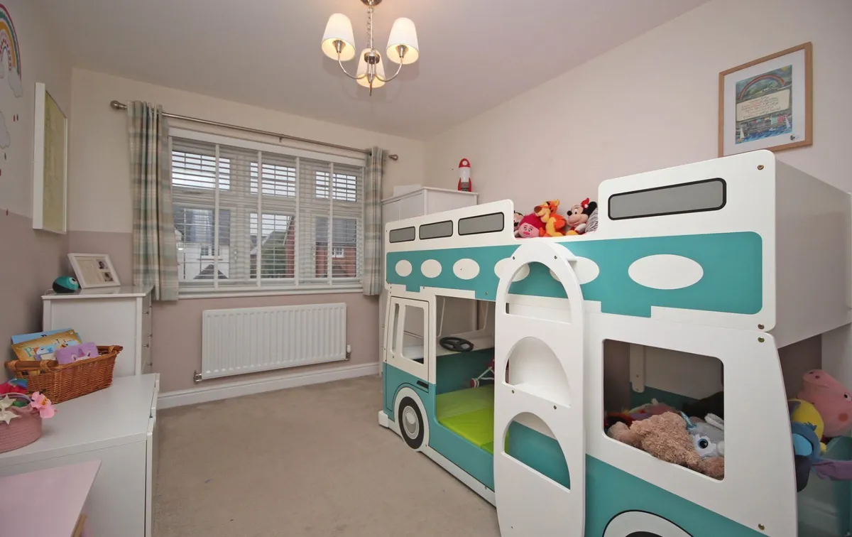 Llwybr Y Gwynt, Penrhosgarnedd, Bangor, Gwynedd, LL57